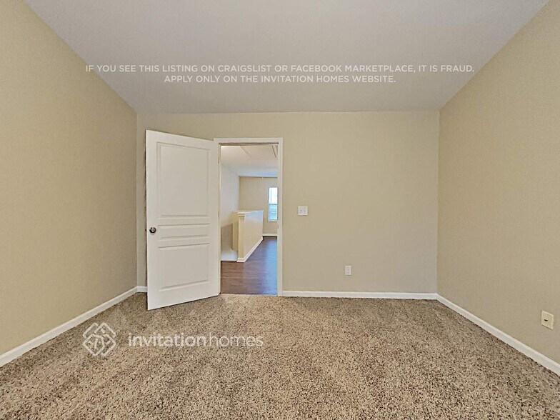 Building Photo - 1827 Carpenter Cabin Dr