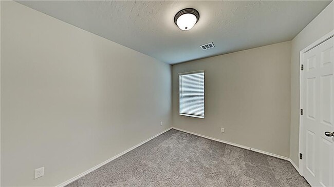 Building Photo - 1925 Timber Dale Dr