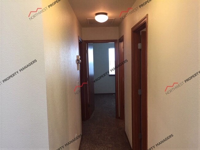 Building Photo - STATUS: AVAILABLE  | R175 |  $2195