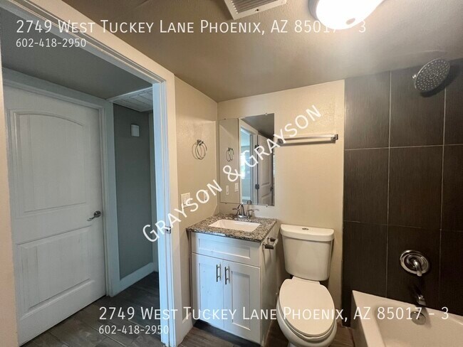 Building Photo - 2749 W Tuckey Ln