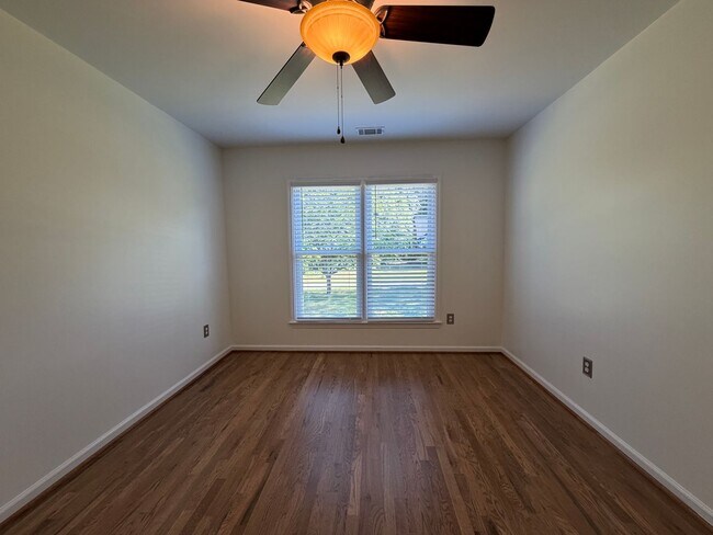 Building Photo - Beautiful Pet-Friendly, 3 Bedroom, 2 Bath House in Bogart, Georgia on 1-acre lot