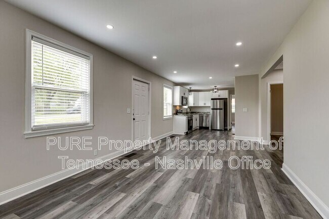 Building Photo - 254 Collier Ave