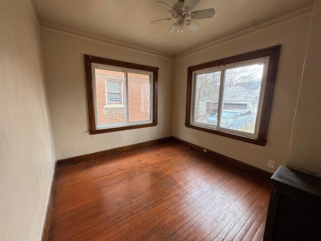 Building Photo - 16554 Fairfield St