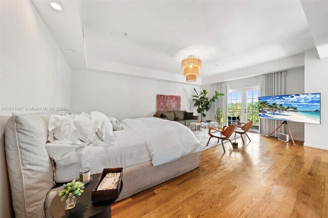 Building Photo - 1415 Sunset Harbour Dr