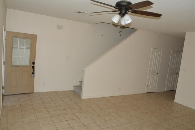Building Photo - 112 Sandstone Dr