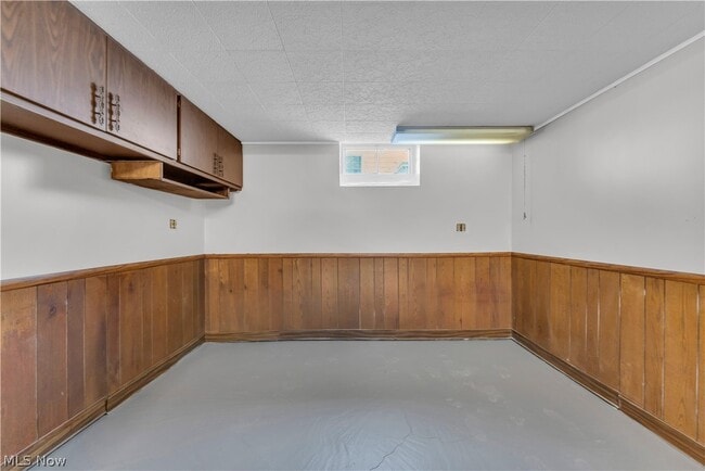 Building Photo - 21440 Fuller Ave