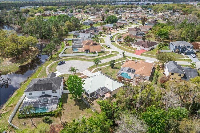 Building Photo - 603 Pinehurst Ct