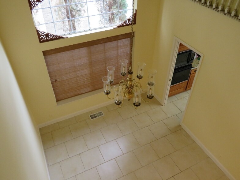 Building Photo - 3212 Bear Creek Dr