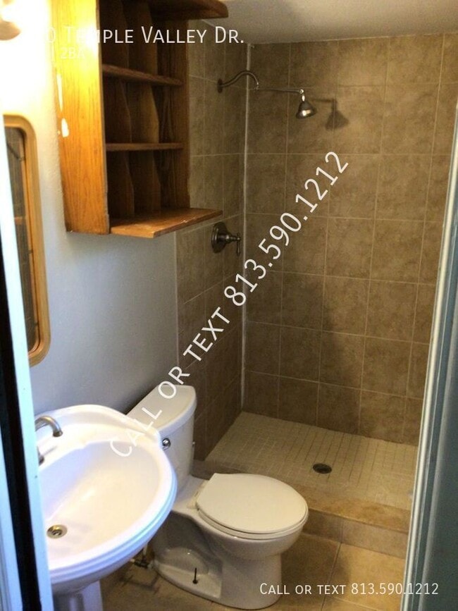 Building Photo - 210 Temple Valley Dr