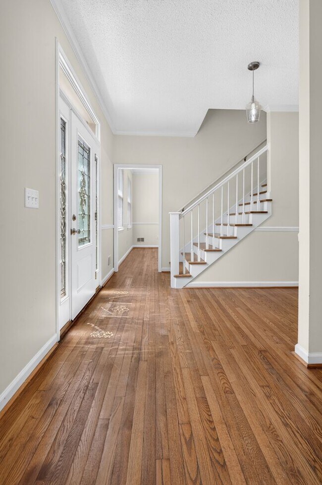 Building Photo - Beautiful home in Spring Valley
