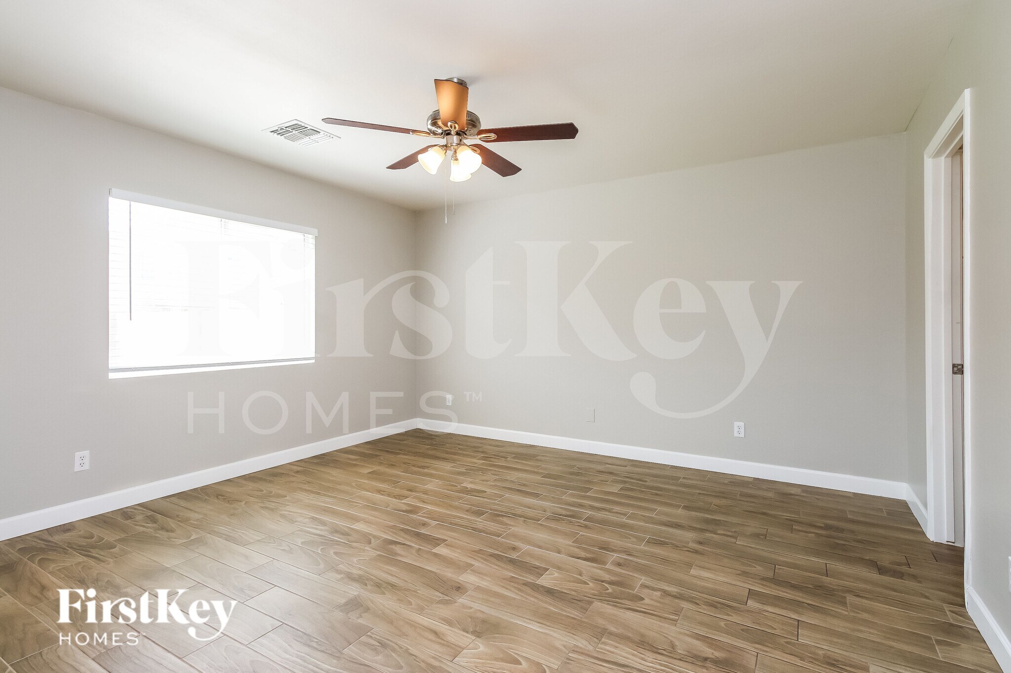 Building Photo - 11623 W Fooks Dr