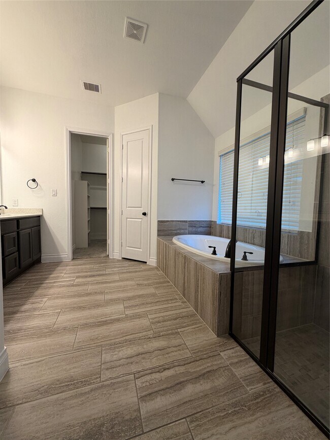 Building Photo - 3319 Sky Run Ct