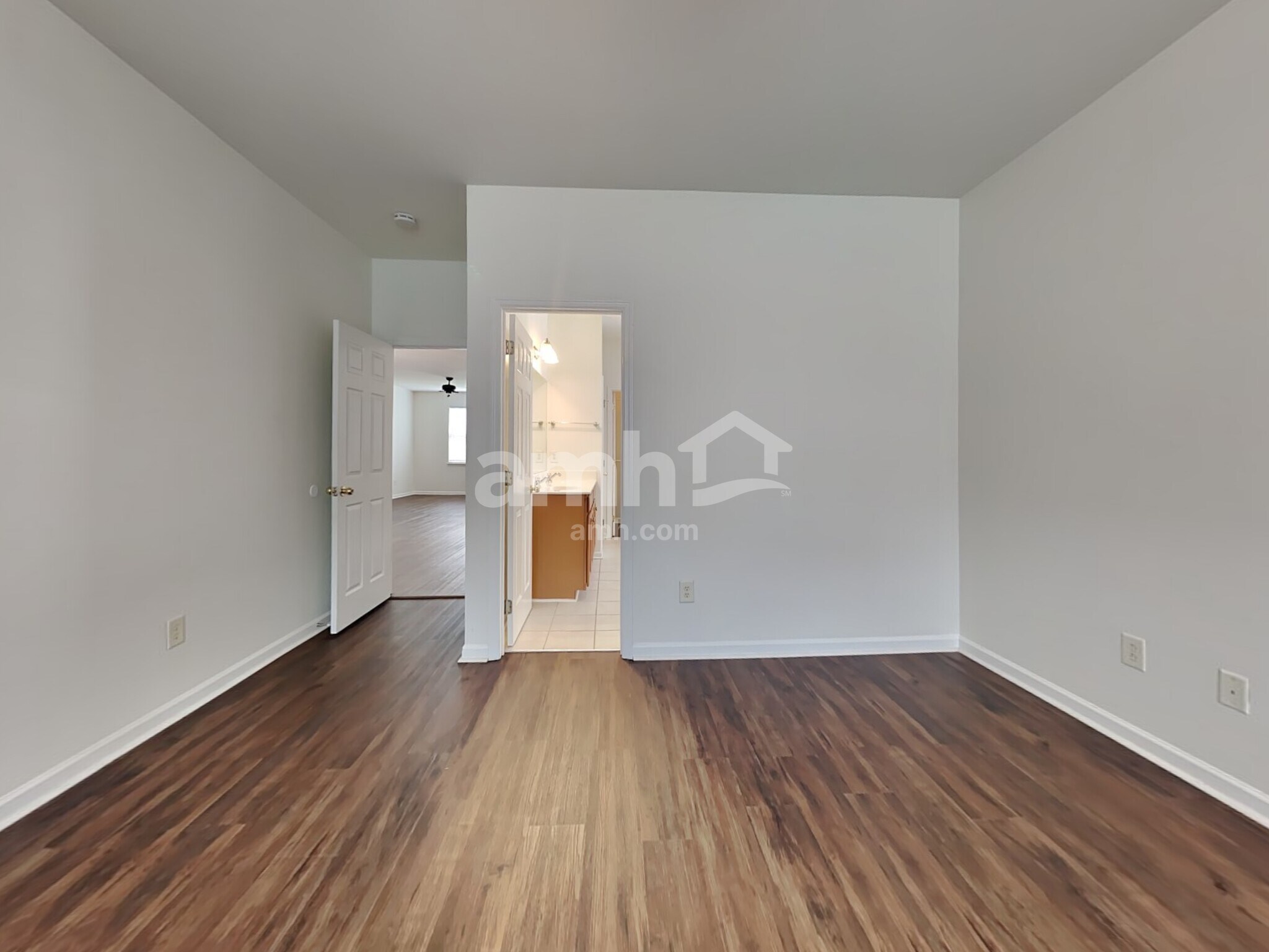 Building Photo - 8940 N Red Maple Cir