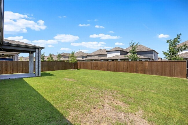 Building Photo - 3629 Highland Bayou Dr