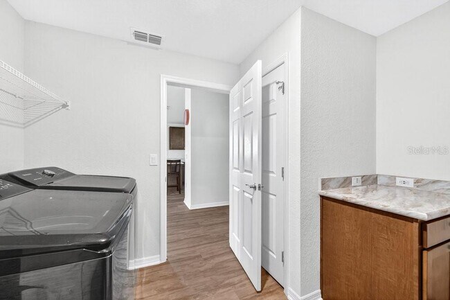 Building Photo - 1167 Mountain Flower Ln