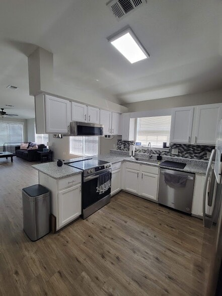 Building Photo - 3031 Flintlock Dr