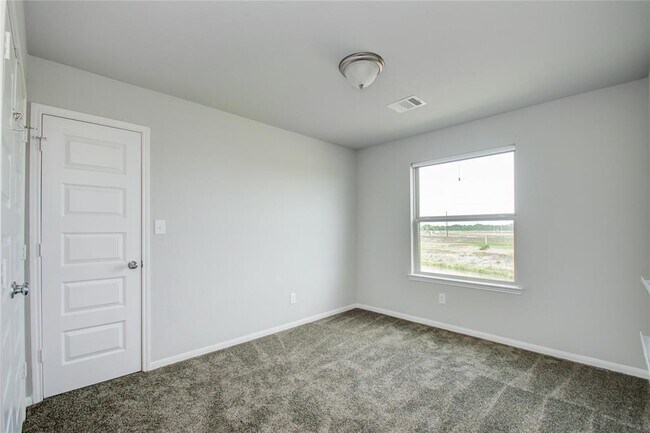 Building Photo - 503 Cold Spg Dr