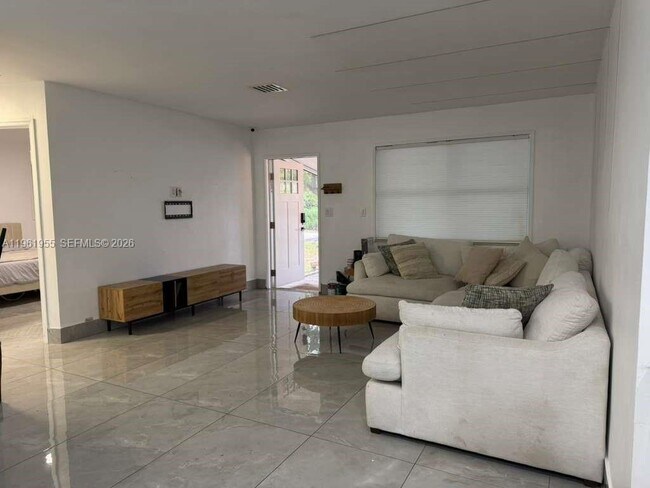 Building Photo - 2121 N 57th Terrace