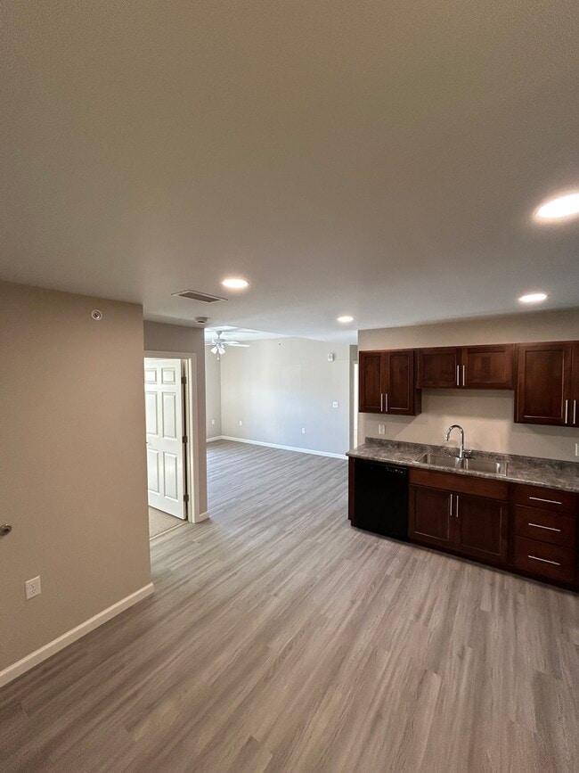 Open Living Space - Carmany Place Apartments