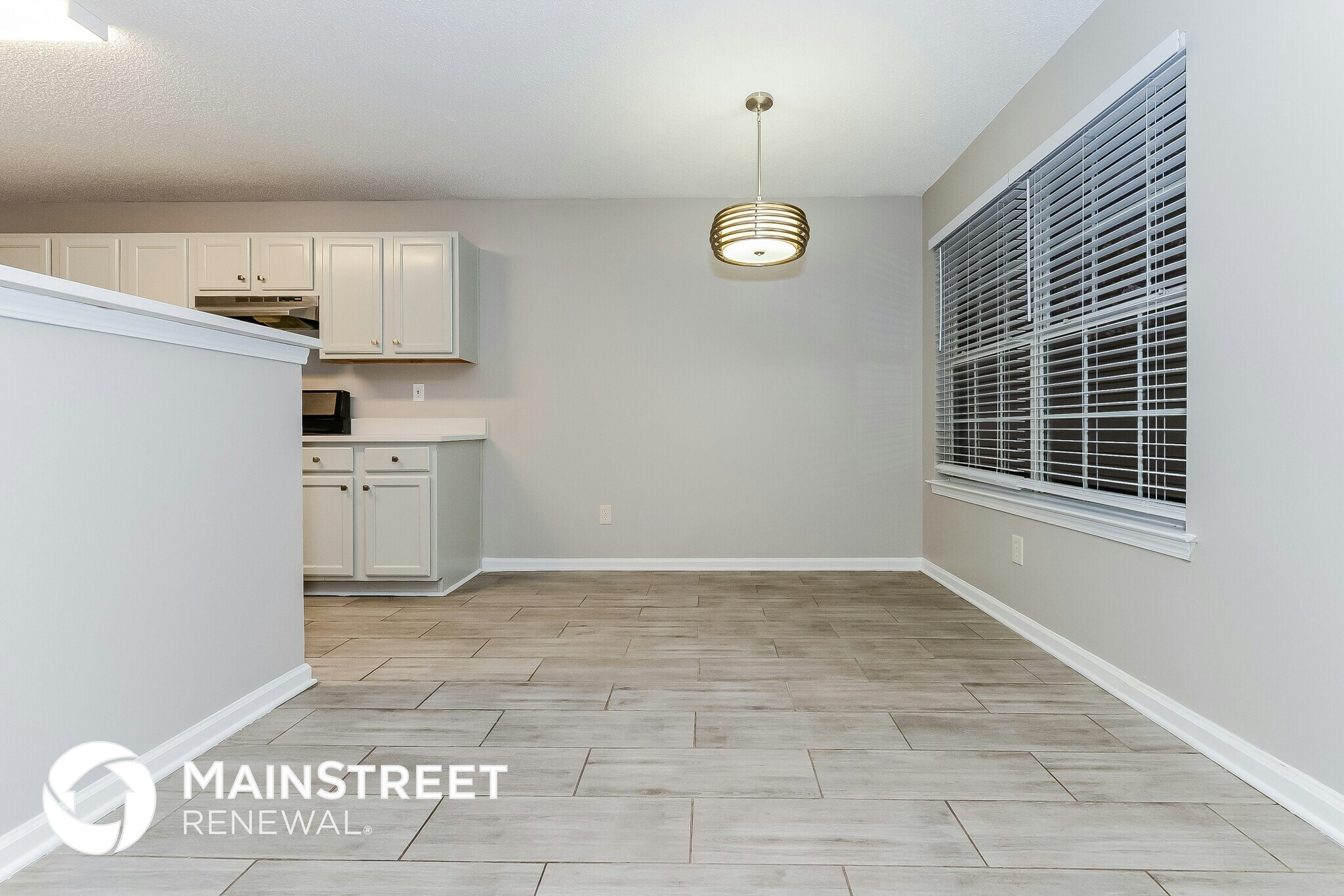 Building Photo - 941 Reda Ct