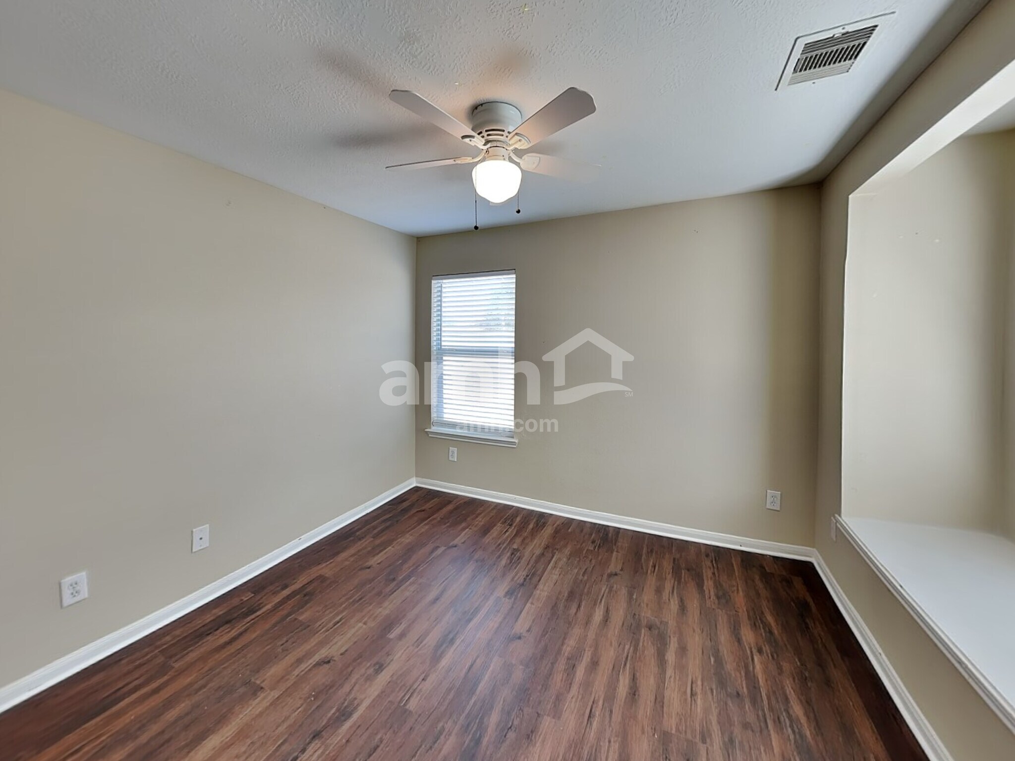 Building Photo - 18219 Rexine Ln