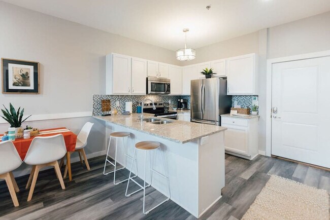 Building Photo - 117 Spring St