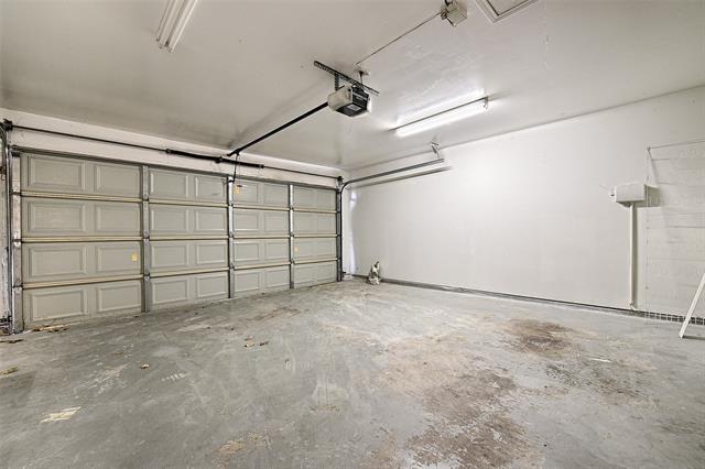 Building Photo - 4109 Pinewood Dr