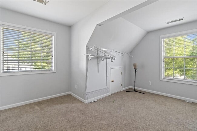 Building Photo - 1150 Emperor Ln