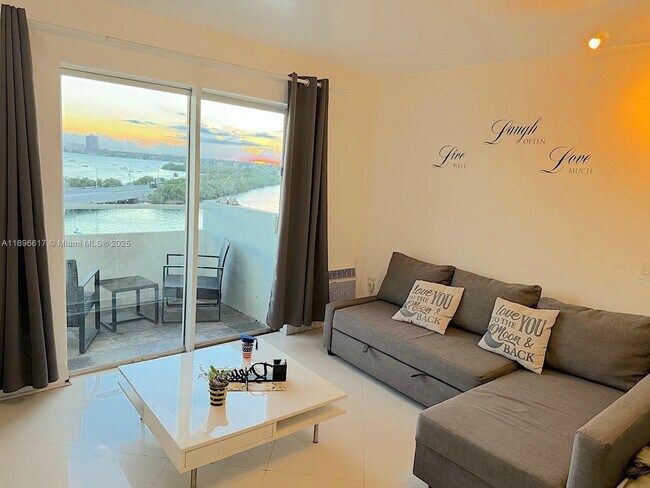 Building Photo - 7904 West Dr