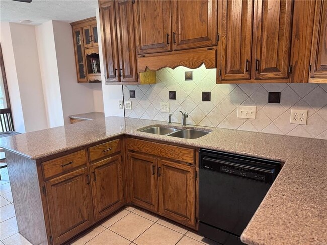 Building Photo - 5740 Jane Rd