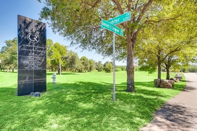 Building Photo - 11400 Archstone Dr