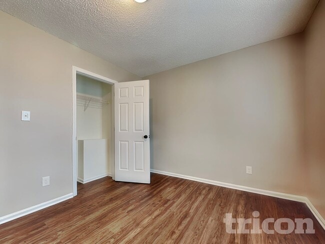 Building Photo - 69 Gray Ghost St