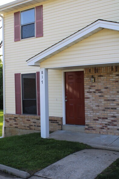 Primary Photo - 817 Cole Blvd