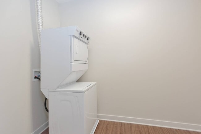 Building Photo - 101 Nott Terrace