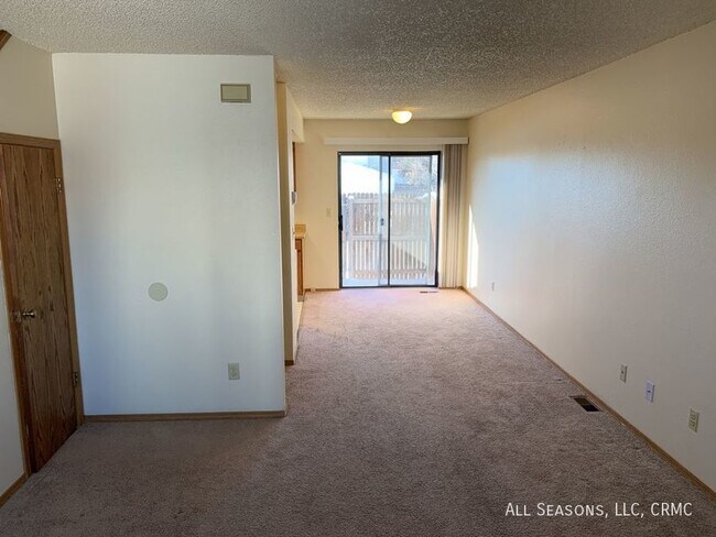 Building Photo - 1337 Soaring Eagle Drive