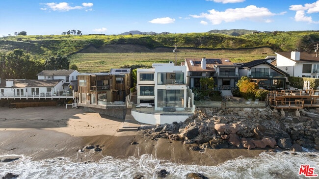 Building Photo - 24146 Malibu Rd