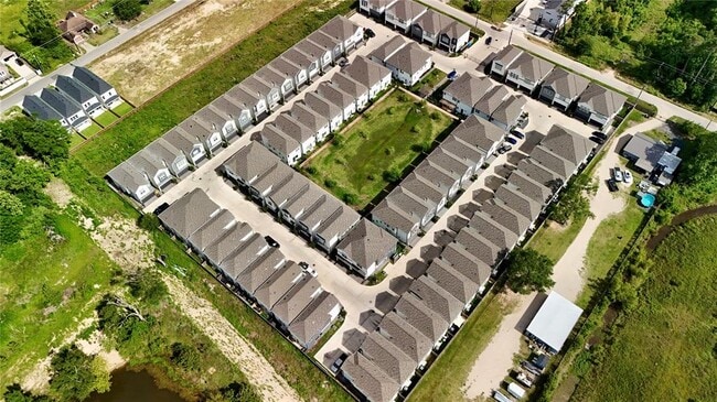 Building Photo - 5910 Jasper Jones Wy