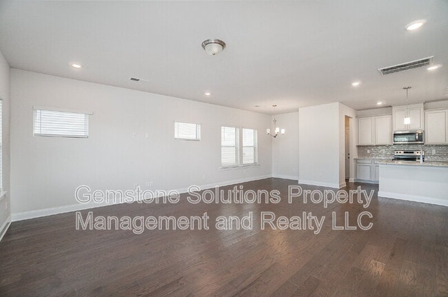 Building Photo - 639 Taylor Bend