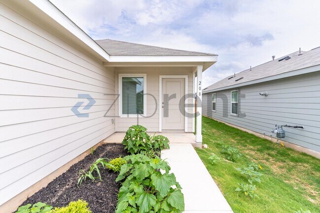 Building Photo - 208 Skyfire St