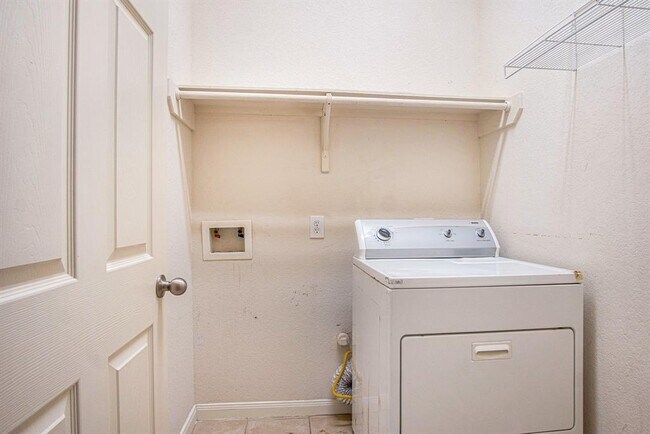 Building Photo - 16011 Rustlers Trail Ln