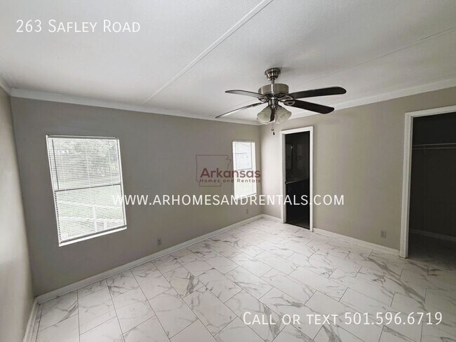 Building Photo - 263 Safley Rd