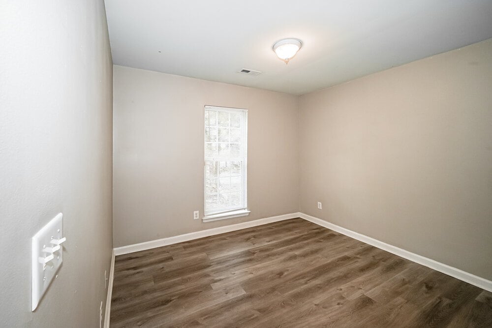 Building Photo - 5833 Lawn Meadow Dr