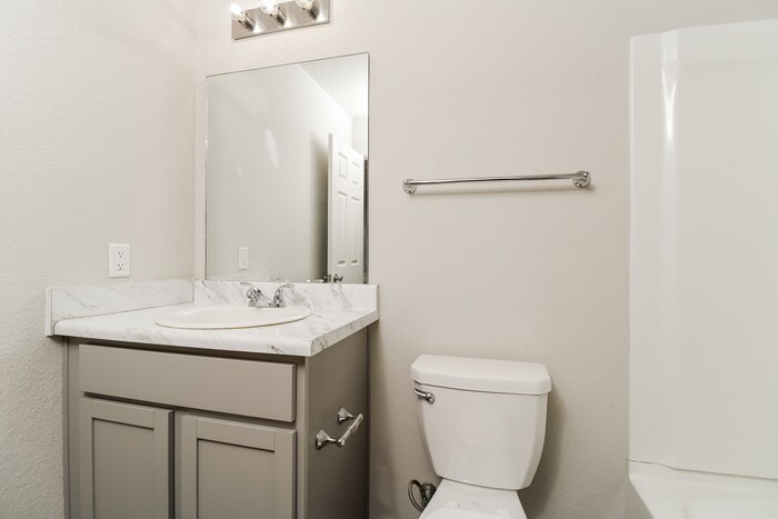 Building Photo - 12204 Wahoo Dr