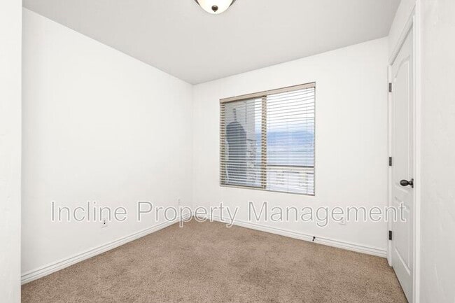 Building Photo - 518 S 2150 W