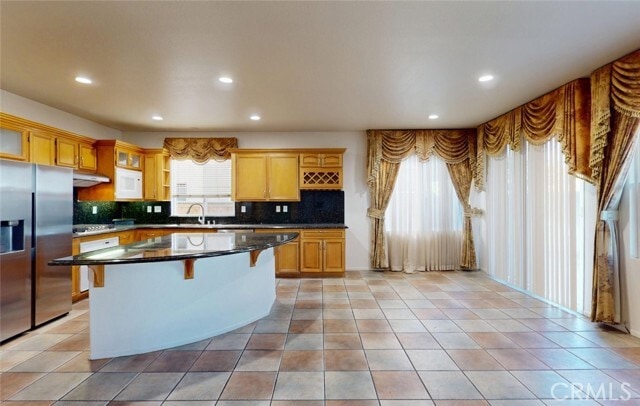 Building Photo - 19 Sorbonne St