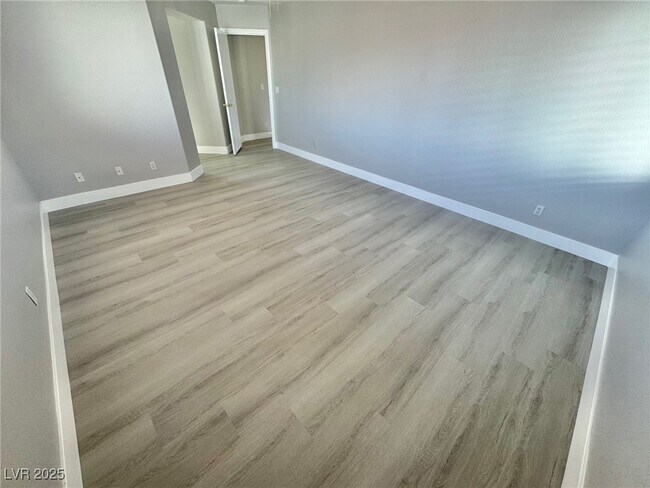 Building Photo - 4330 Spruce Grove St