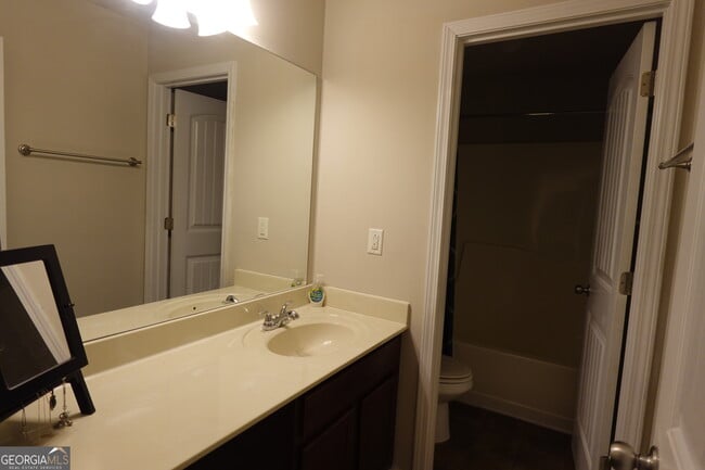 Building Photo - 9775 Ivey Ridge Cir