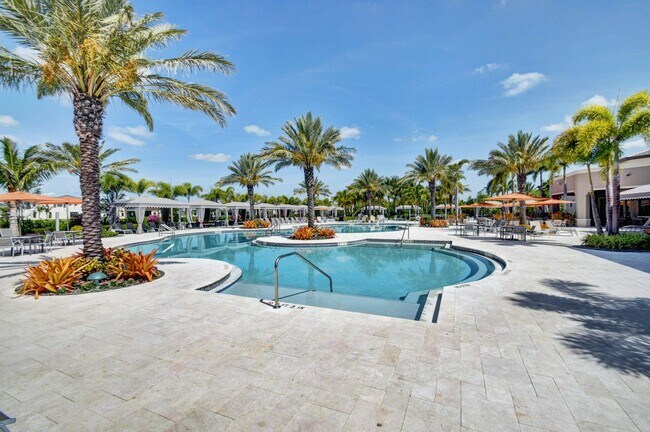 Building Photo - 9368 Eden Roc Ct