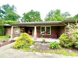 Building Photo - 3421 Lannette Ln