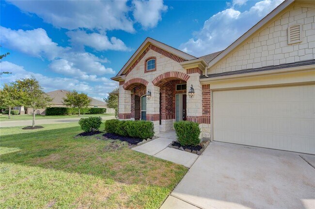 Building Photo - 6710 Trinity Trail Ln